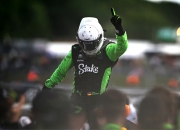 开云平台-包含欧洲选手在激烈竞争中脱颖而出轻松进级的词条