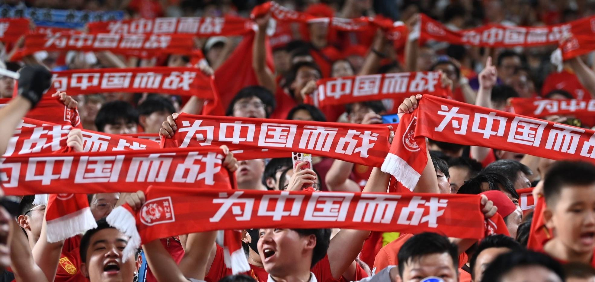 球队集体努力,团结拼搏迎战挑战 球队集体努力,团结拼搏迎战挑战