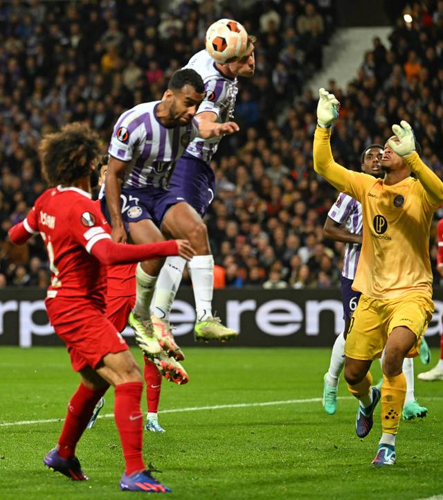 弗莱堡客场力克对手,取得胜利 弗莱堡客场力克对手,取得胜利