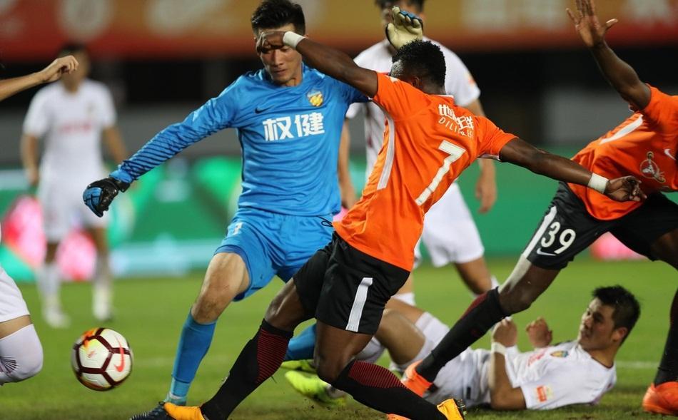 富德客场击败权健，继续追赶前列的简单介绍