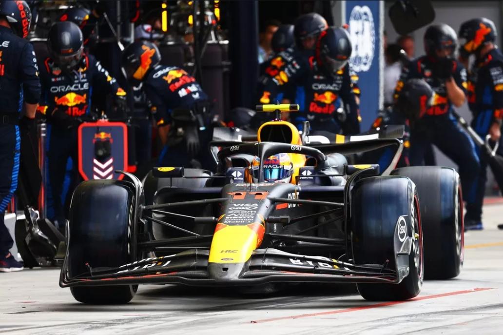 红牛二队碾压索伯车队，佩雷兹关键制胜