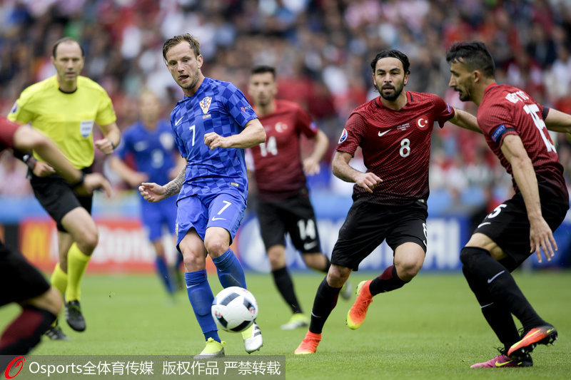 巴黎横扫土耳其,莫德里奇带队取胜 巴黎横扫土耳其,莫德里奇带队取胜