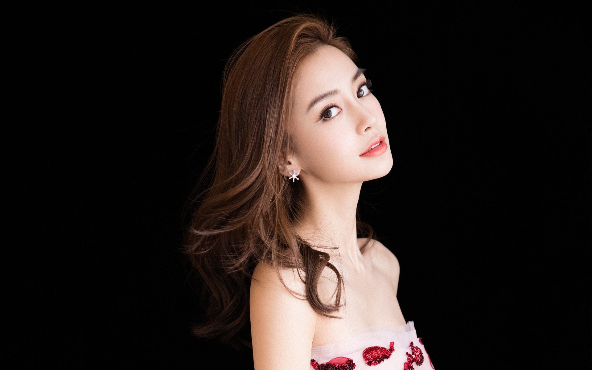 单骑锁长夜，英格拉姆的静默压制与一场欧冠的提前终结