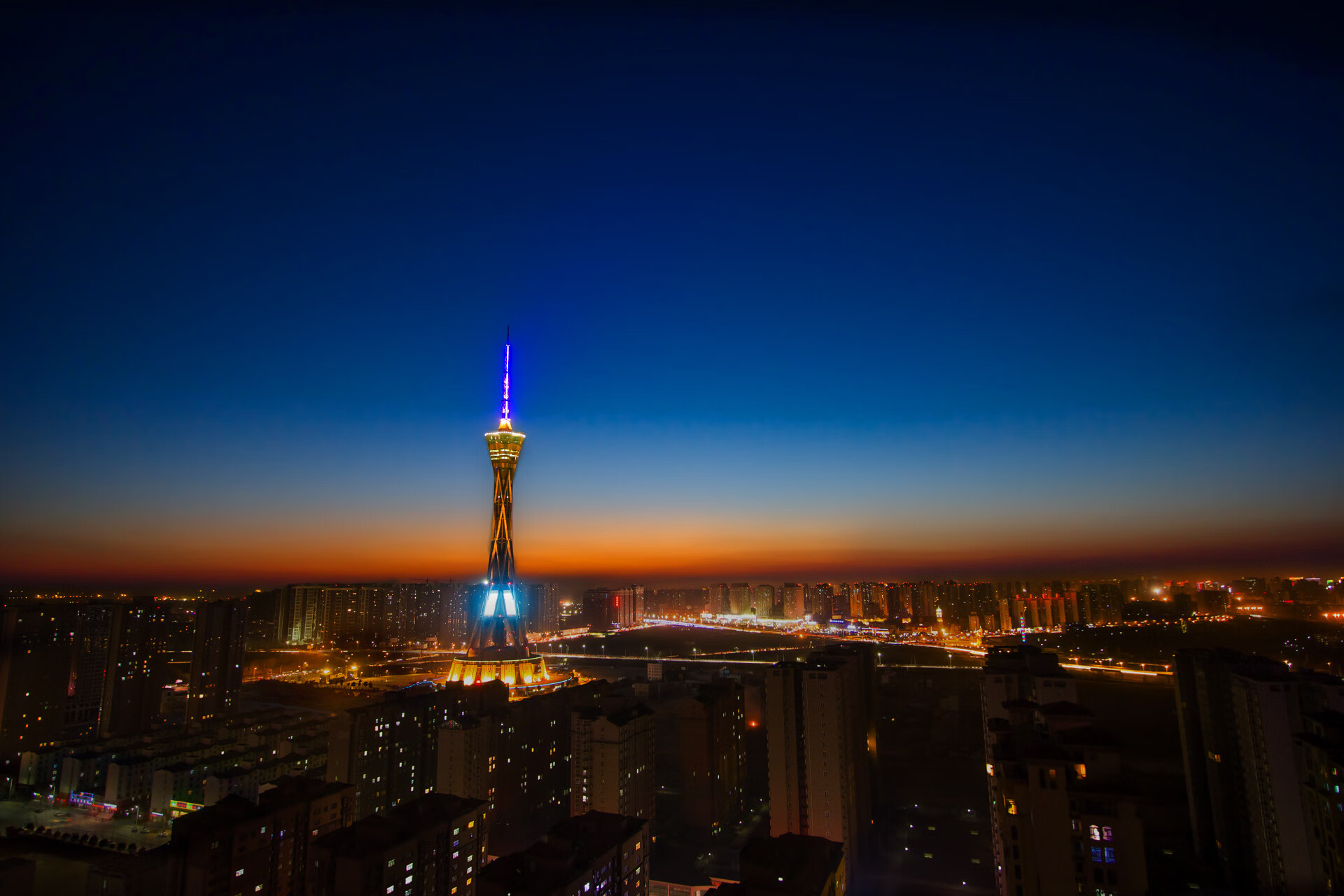 欧文神奇爆发!活塞巅峰对决加时险胜太阳,点燃全场激情