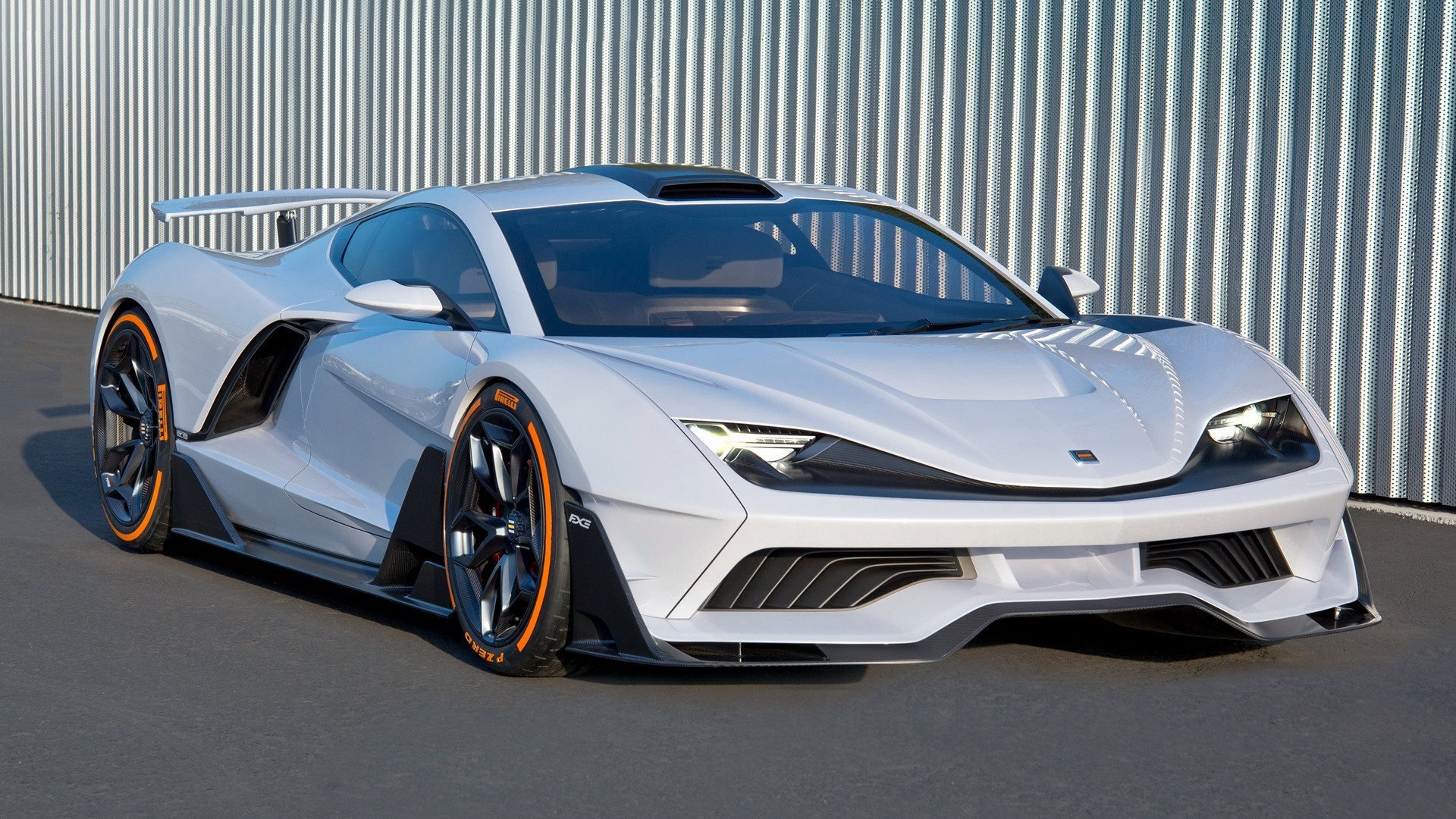 显微镜与火焰，当三笘薰的静默成为匠人，马赛的嘶吼便劈开了雨夜