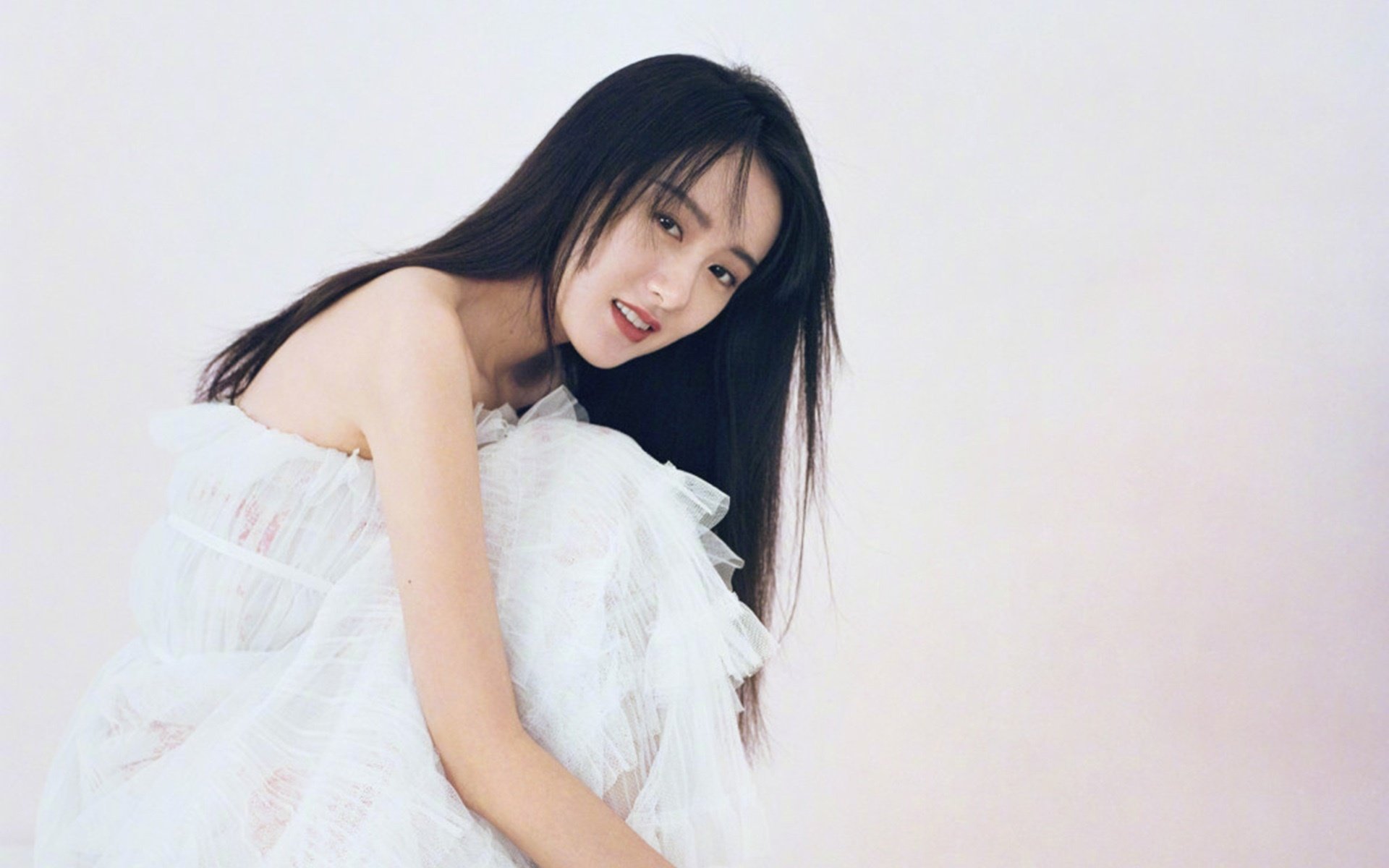 硬仗王者的双重奏鸣，厄德高破茧与巴拉圭铁蹄踏碎星月神话