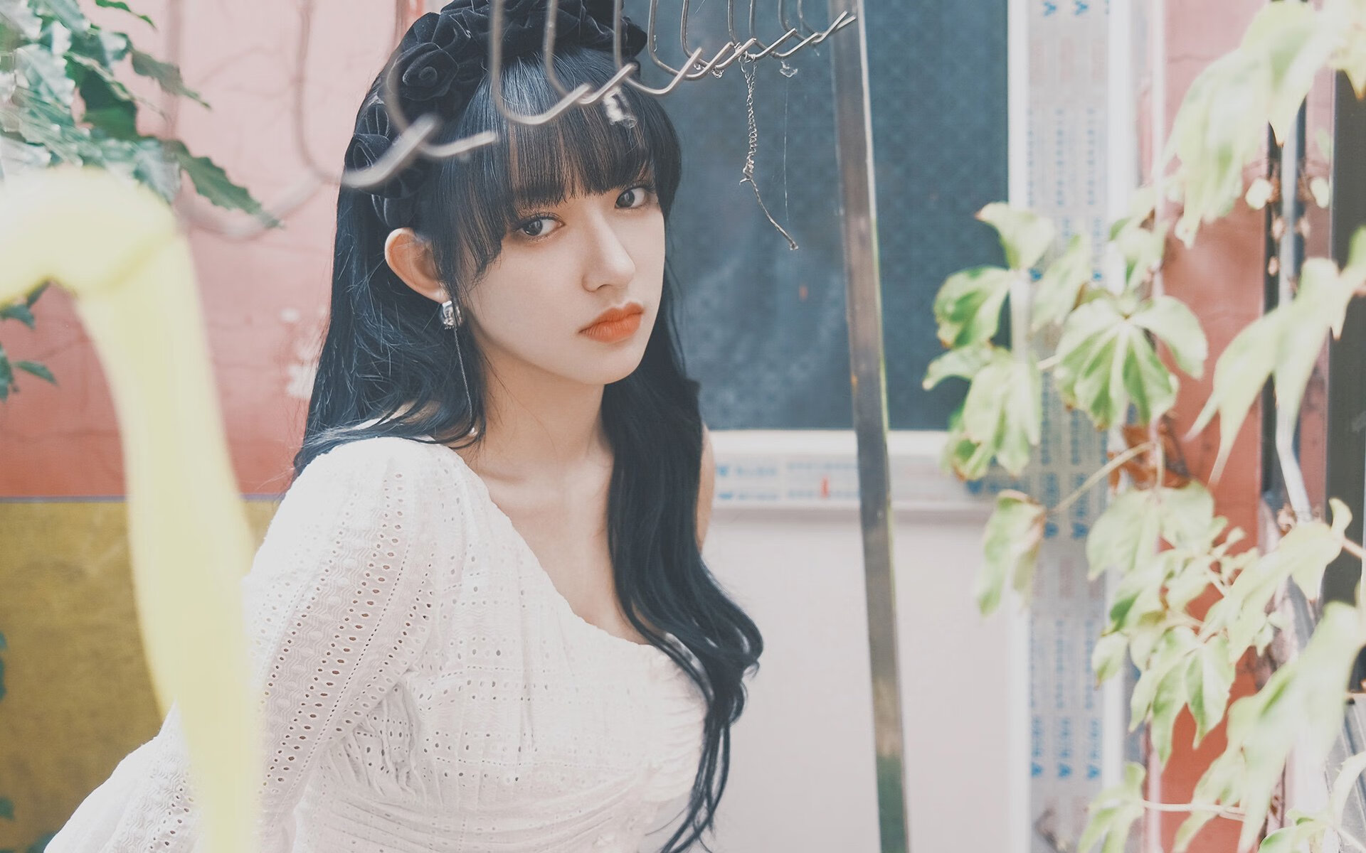 历史性首胜，拉亚三扑定乾坤，卡塔尔揭幕战破咒创历史